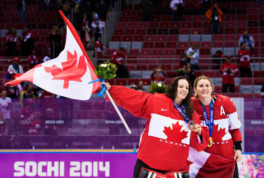 Kanadas målvakt Shannon Szabados och Hayley Wickenheiser