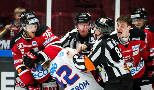 Malmö Redhawks David Liffiton tar hand om Oskarshamns