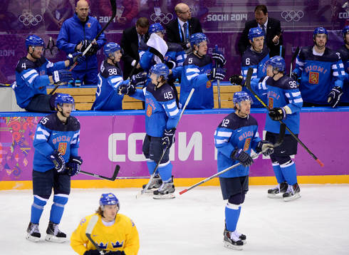 Finland spelare jublar