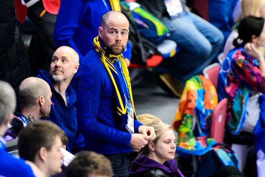 Sveriges förbundskapten för skidor Rikard Grip på