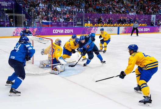 Finlands Mikael Granlund och Jarkko Immonen oroar framför