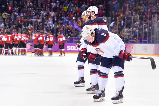 s Cam Fowler deppar