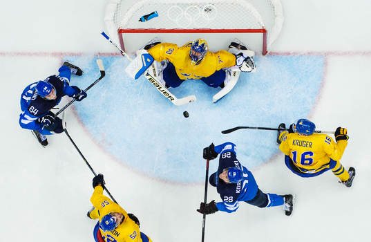 Finlands Mikael Granlund och Lauri Korpikoski oroar