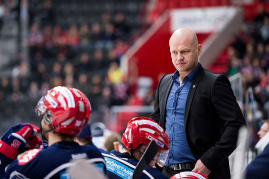 Södertäljes tränare Andreas Johansson