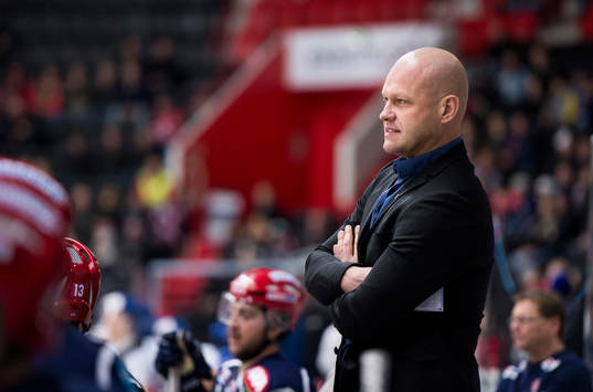 Södertäljes tränare Andreas Johansson