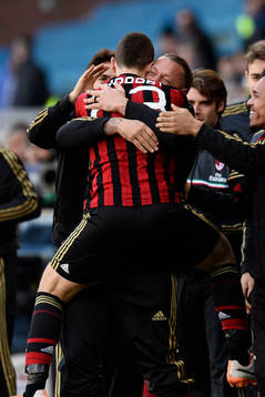 esultanza gol Adel Taarabt con Philippe Mexes Milan. Goal