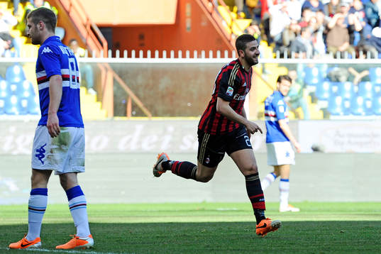 Esultanza gol di Adel Taarabt Milan 0-1. Celebration goal