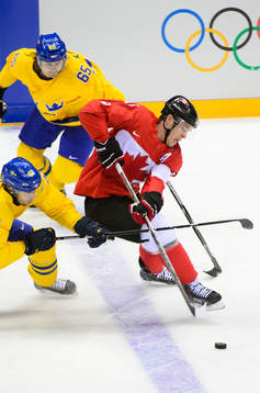 Sveriges Jimmie Ericsson och Erik Karlsson försöker få