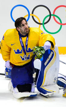 Svreiges målvakt Henrik Lundqvist deppar