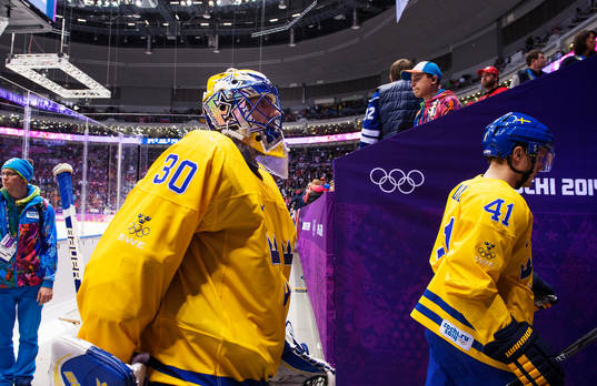 Sveriges målvakt Henrik Lundqvist och Gustav Nyquist