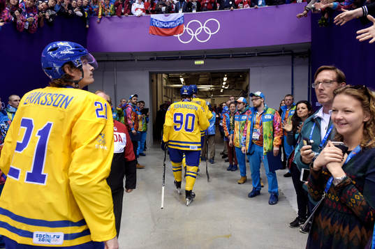 Sveriges Loui Eriksson lämnar isen
