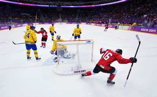Kanadas Jonathan Toews jublar