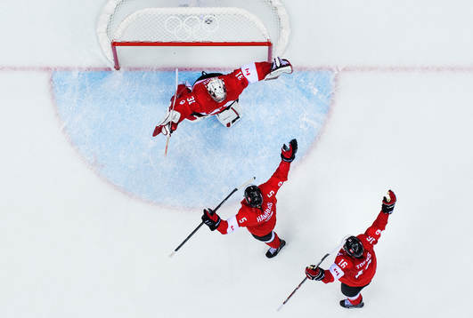 Kanadas målvakt Carey Price, Dan Hamhuis och Jonathan