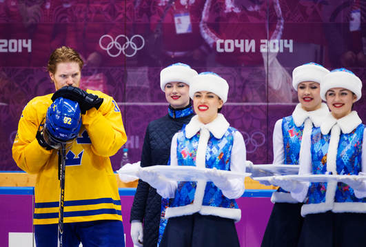 Sveriges Gabriel Landeskog sneglar på medaljerna