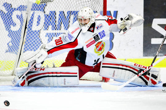 Almtunas målvakt Alexander Sahlin