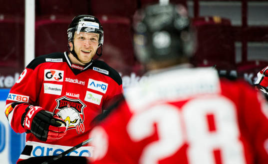 Malmö Redhawks Frederik Storm jublar