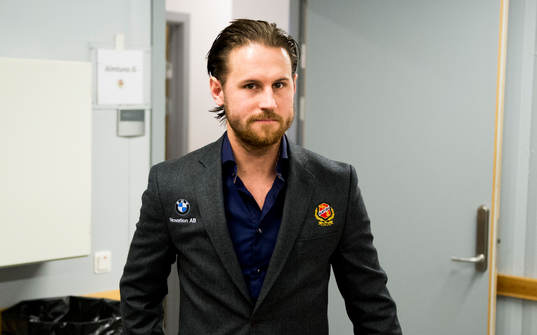 Almtunas assisterande tränare Tobias Pehrsson
