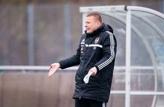 under en träningsmatch i fotboll mellan Brommapojkarna och