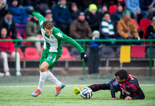 BPs Serge-Junior Martinsson Ngouali snor bollen ifrån