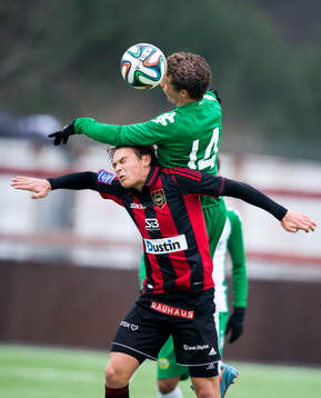 Hammarby Fredrik Torsteinbo hoppar upp över BPs Jesper