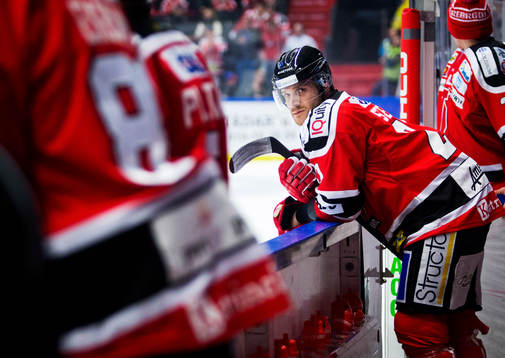Örebros Brett Sterling i SHL mellan Örebro och Frölunda