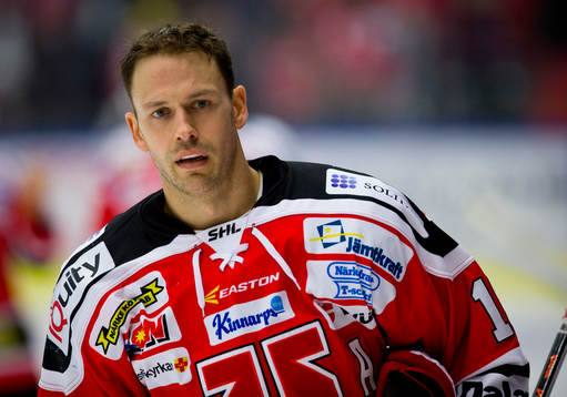 Örebros Jared Aulin i SHL mellan Örebro och Frölunda