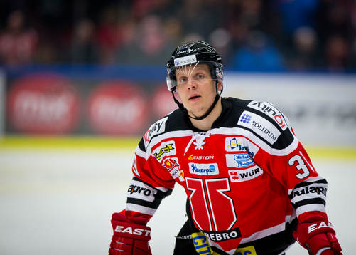 Örebros Ville Viitaluoma i SHL mellan Örebro och Frölunda
