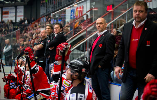 Örebros tränare Kenta Johansson och Håkan Åhlund,