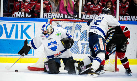Karlskogas målvakt Justin Pogge