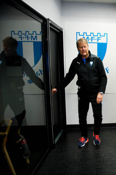Malmö FFs tränare Åge Hareide på sitt kontor
