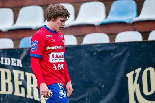 Örgrytes André Nilsson går av planen