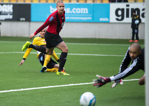 Elfsborgs Niklas Hult gör 1-0