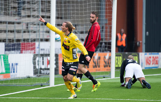 Elfsborgs Niklas Hult jublar