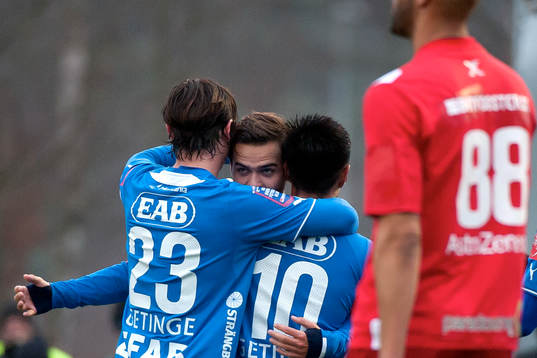 Halmstads Kristinn Steindórsson jublar med sina