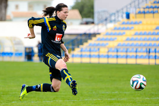 Sveriges Lotta Schelin på en träning