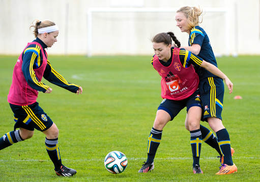 Sveriges Sara Thunebro, Emilia Appelqvist och Emma Lund på