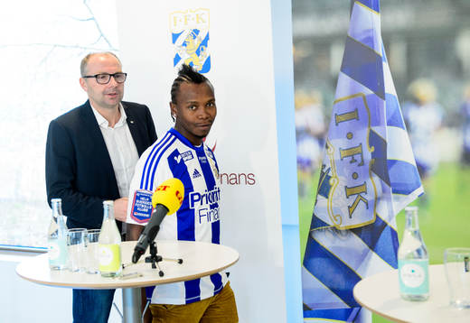 IFK Göteborg och Håkan Mild presenterar nyförvärvet May