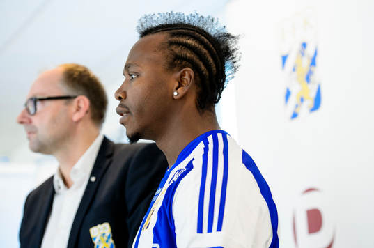 IFK Göteborg presenterar nyförvärvet May Mahlangu på en