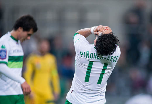 Hammarbys Pablo Piñones-Arce skriker ut sin vrede