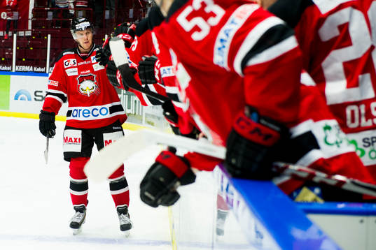 Malmö Redhawks Marcus Olsson spelar sin första match för
