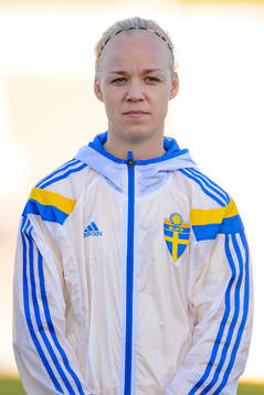 Sveriges Caroline Seger innan matchen mellan Sverige och