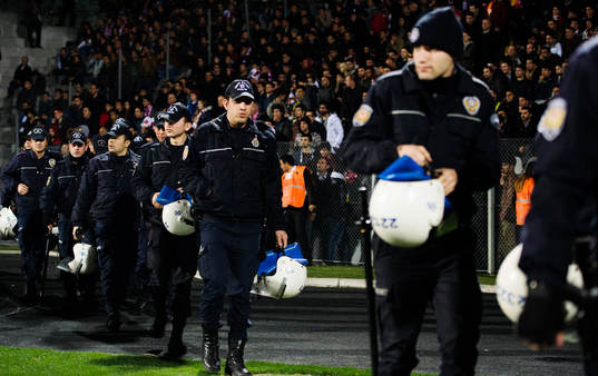 Mycket poliser på plats