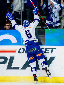 Leksands Patrik Hersley jublar