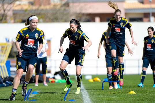Sveriges Lotta Schelin på en träning