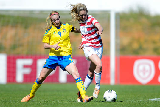 Sveriges Kosovare Asllani