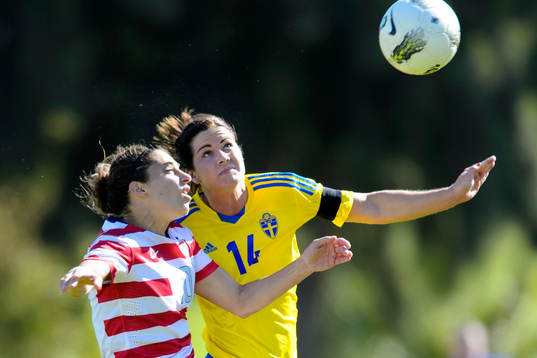 Sveriges Hanna Folkesson i nickduell med USAs Carli Lloyd