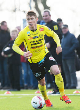 Mjällbys Viktor Agardius i matchen i Svenska Cupen mellan