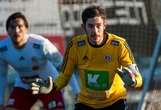 Hudiksvalls FFs målvakt Niclas Larsson