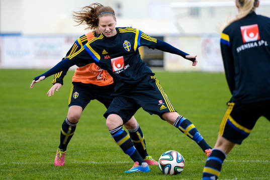 Sveriges Lisa Dahlkvist på en träning