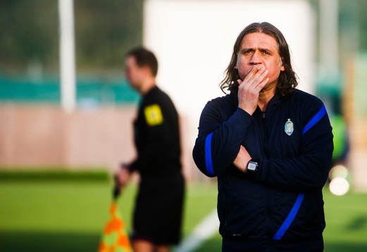 AFC Uniteds tränare Özcan Melkemichel